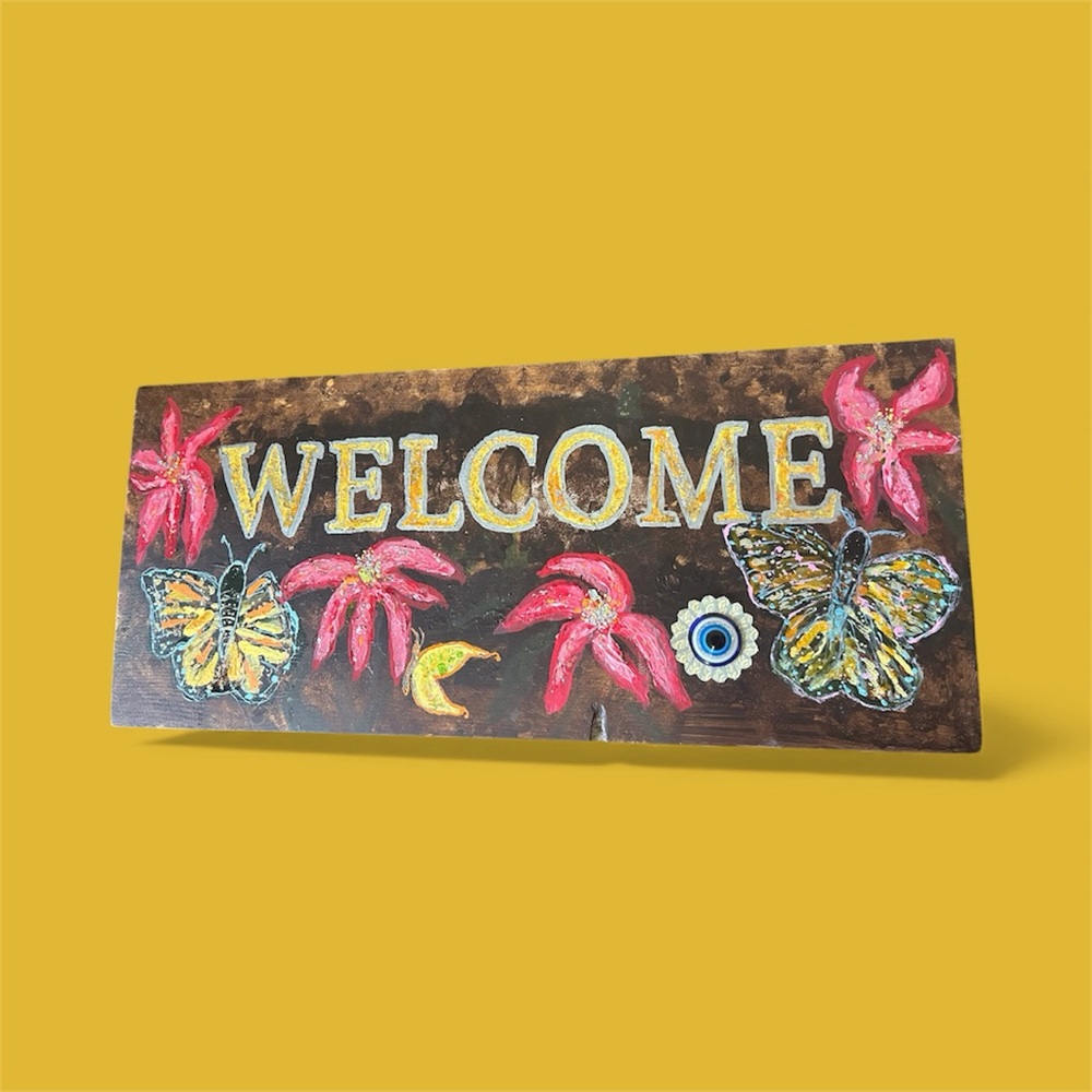 Hand_painted Welcome Sign